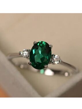 Emerald Green Oval Solitaire Three-Stone Ring - Women Jewelry